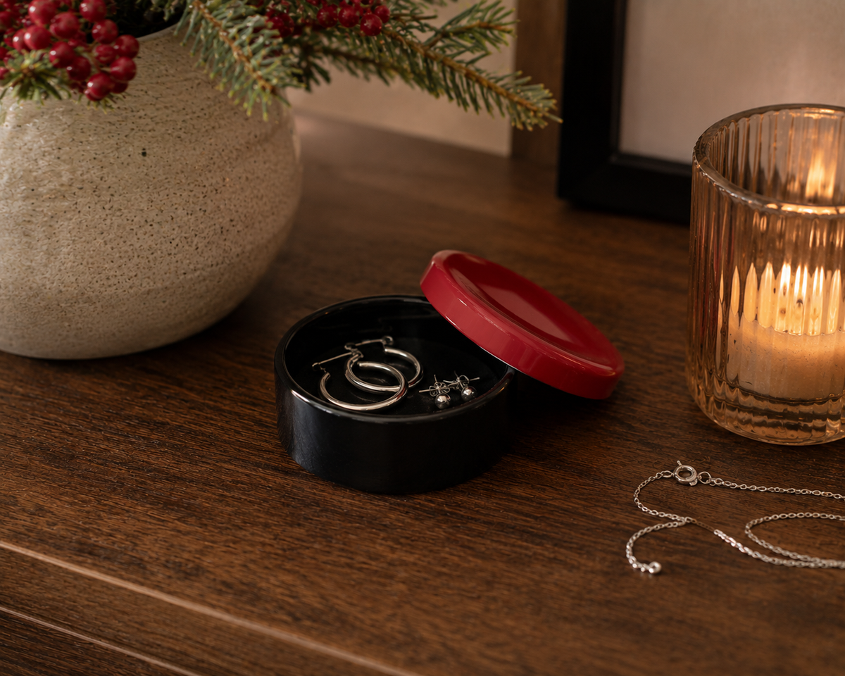 Round Lacquered Trinket Box - Christmas Red