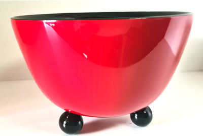 Lacquered Bowl with 3 legs - Christmas Red and Black
