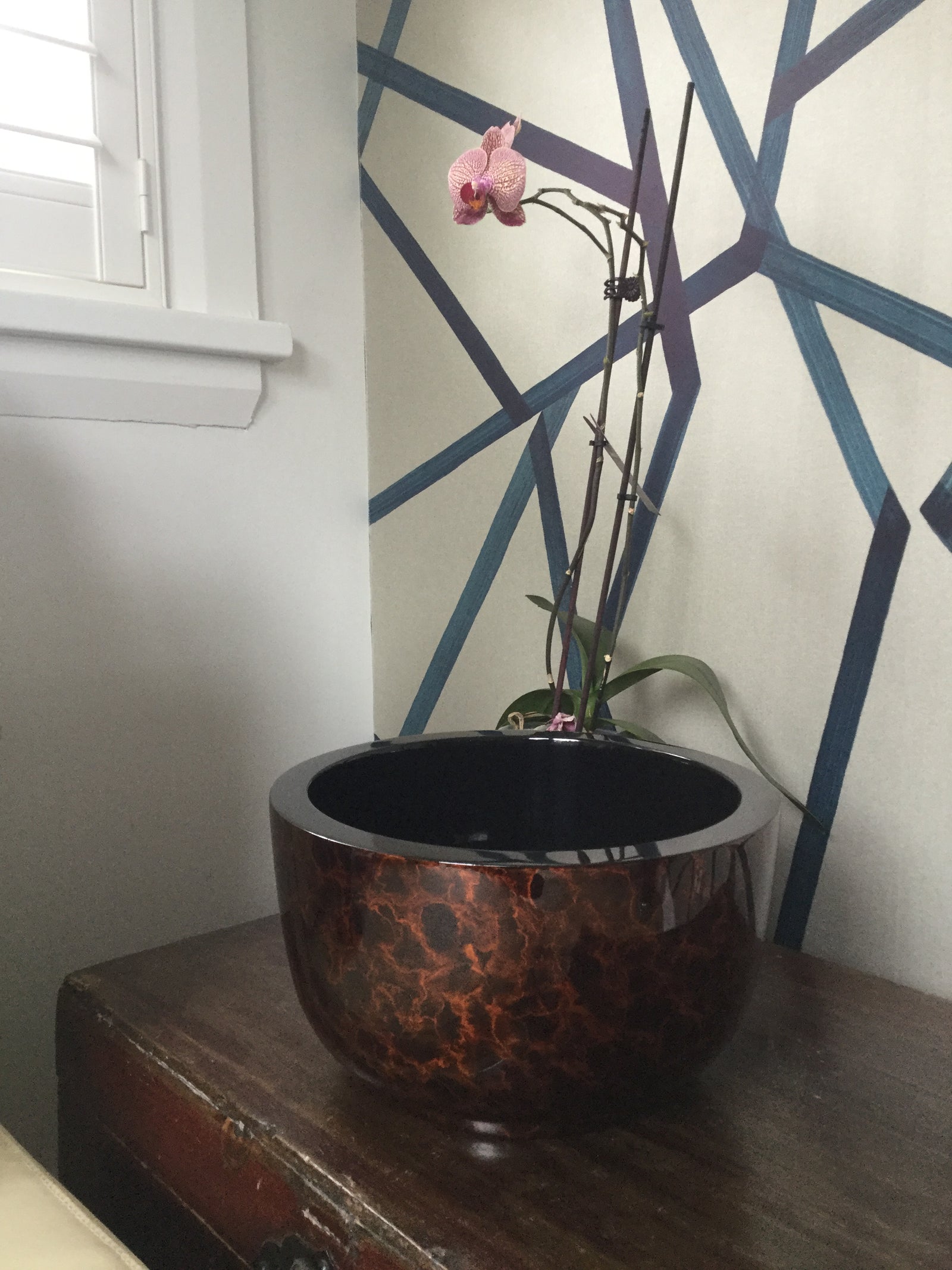 Large Painted Lacquerware Bowl - Brown and Black cloudy pattern