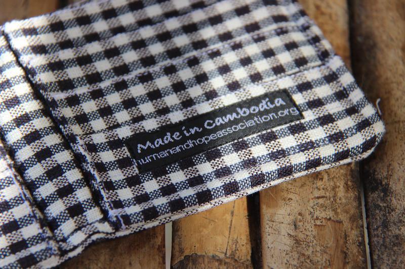 Gingham Wallet-Human and Hope Association-Temples and Markets