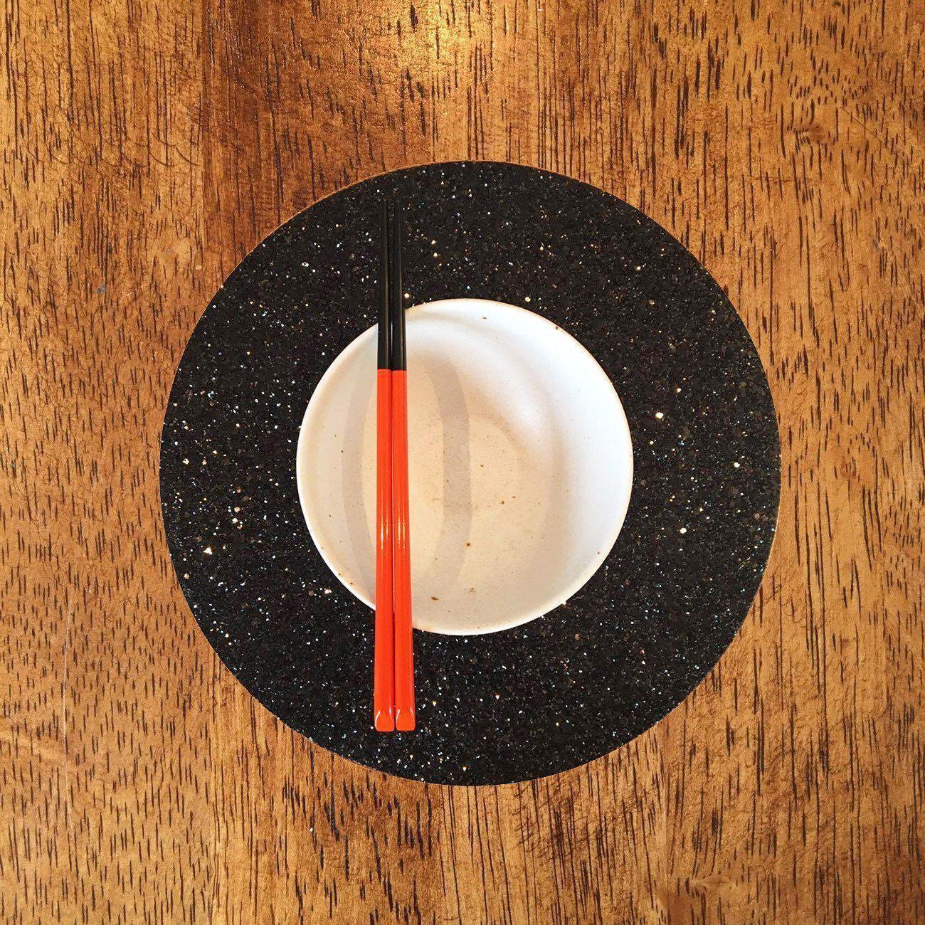 Shimmery Black Round Placemat-ML Living-Temples and Markets