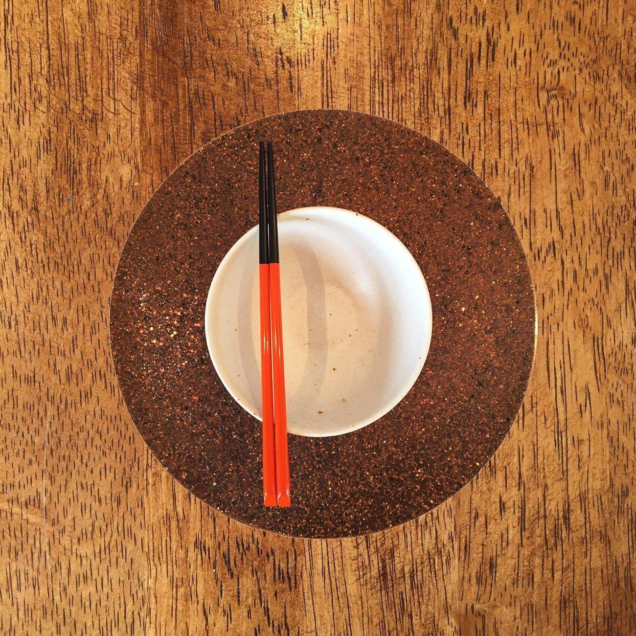 Shimmery Bronze Round Place Mat-ML Living-Temples and Markets