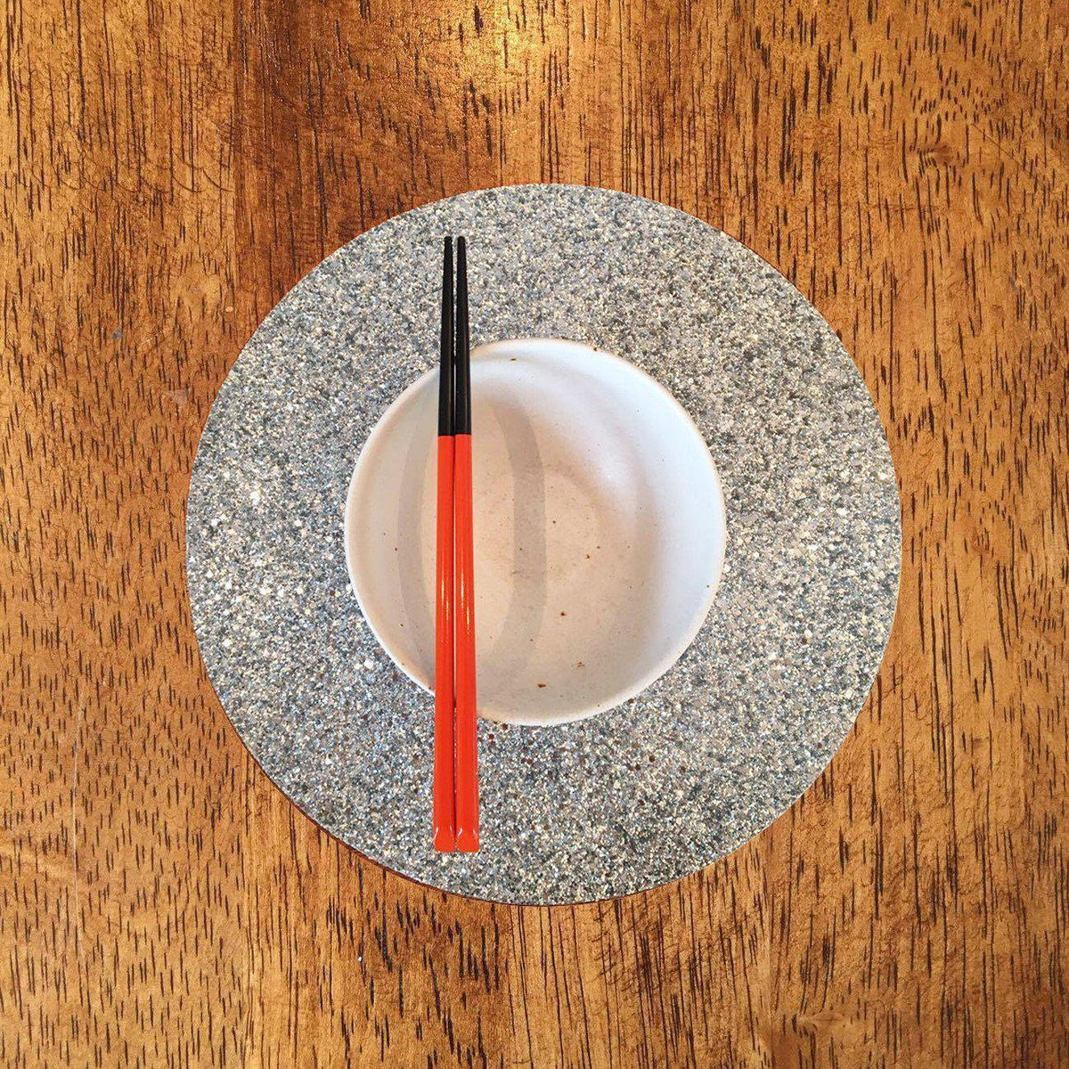 Shimmery Light Silver Round Place Mat-ML Living-Temples and Markets